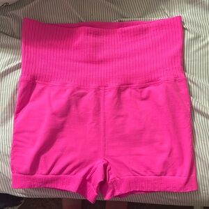 Free people Good Karma shorts - XS/S, NWOT, smoke free home